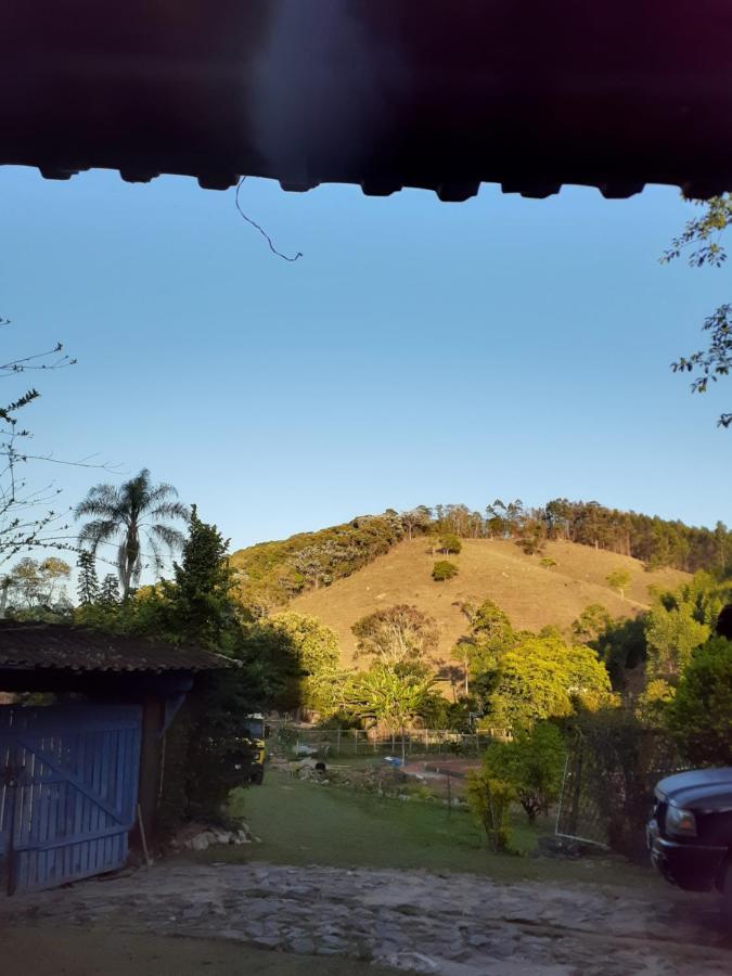 Villa Chacara Ladeira De Pedra Salesópolis Exterior foto
